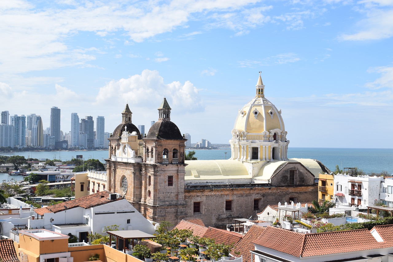 Colombia Cartagena VISA stablecoin